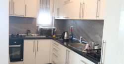 Stan površine 43m2, EŠ naselje